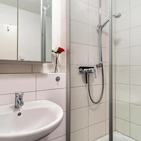 Lehen - Herr 2 아파트 *